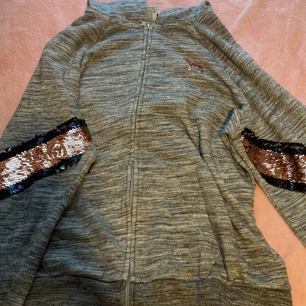COPY - Jacket - Picture 2 of 3